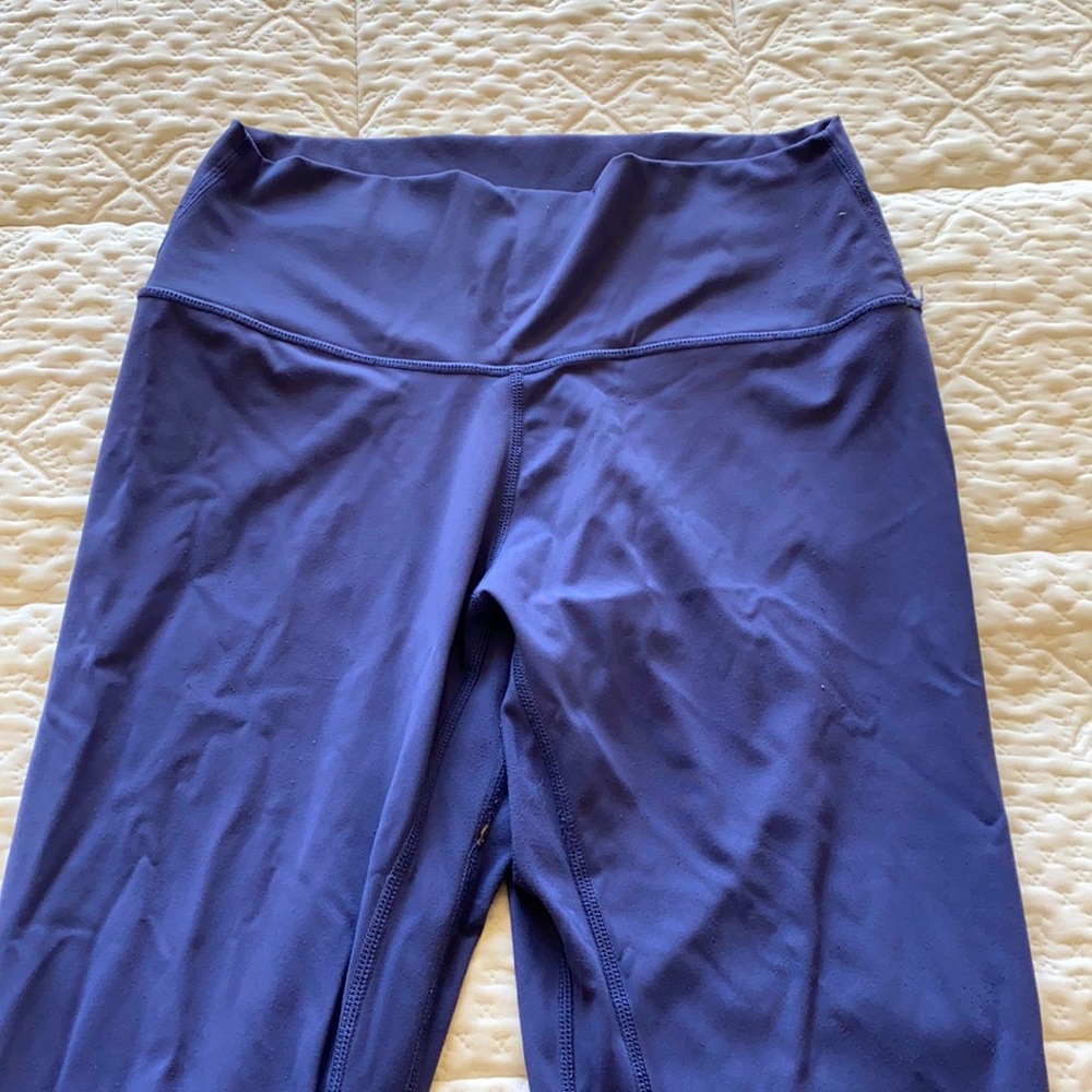 Blue leggings